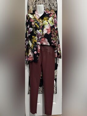 Womens Burgundy Faux Leather Slim Sight Stretch Pants